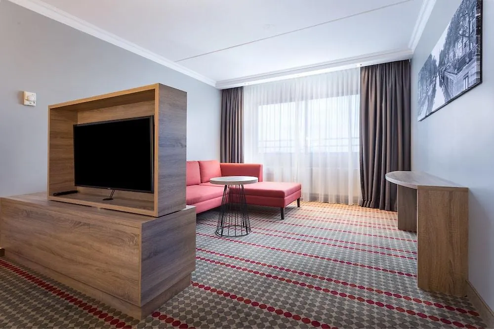 Ramada By Wyndham Amsterdam Airport Schiphol Hotel Badhoevedorp