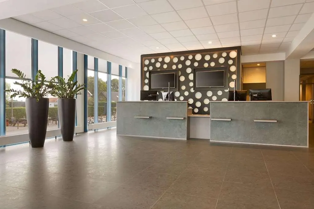 Ramada By Wyndham Amsterdam Airport Schiphol Hotel Badhoevedorp