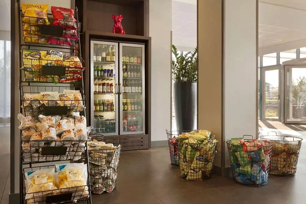 Ramada By Wyndham Amsterdam Airport Schiphol Hotel Badhoevedorp