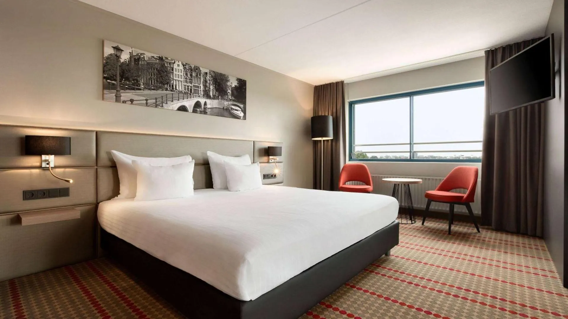 Ramada By Wyndham Amsterdam Airport Schiphol Hotel Badhoevedorp
