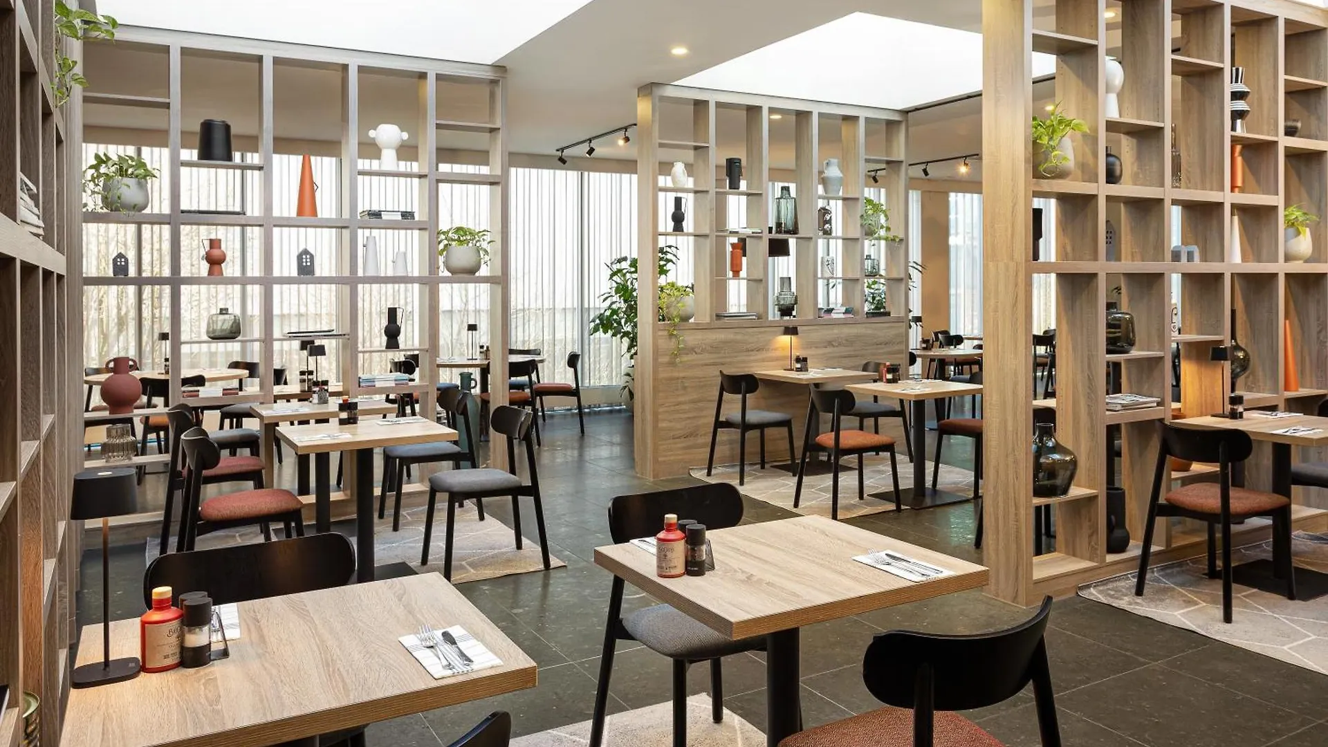 Ramada By Wyndham Amsterdam Airport Schiphol Hotel Badhoevedorp