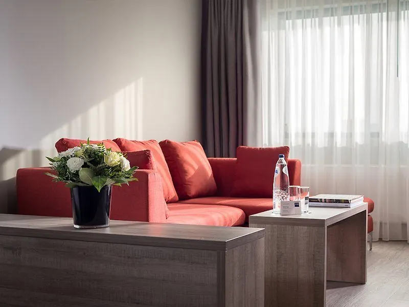 Ramada By Wyndham Amsterdam Airport Schiphol Hotel Badhoevedorp
