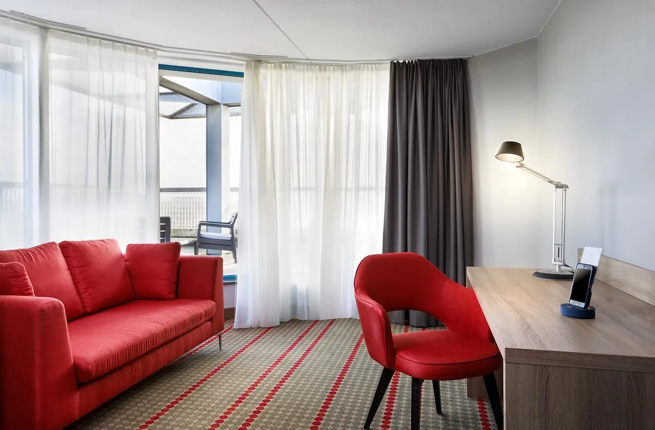 Ramada By Wyndham Amsterdam Airport Schiphol Hotel Badhoevedorp